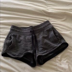 lululemon hit reset short